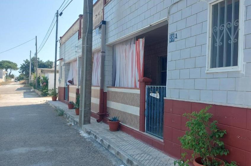 Villa Mare Sole Vento 38 Punta Prosciutto Torre Colimena Esterno foto